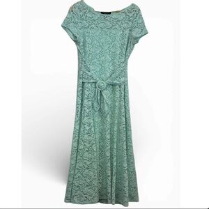 ⚫️ Perceptions Mint Green Lace Dress Size Medium- Like New!